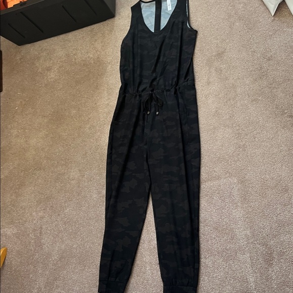 Kyodan Outdoor Women’s Black Camo Camouflage Jumpsuit Bodysuit Yoga Size Large - Picture 3 of 13